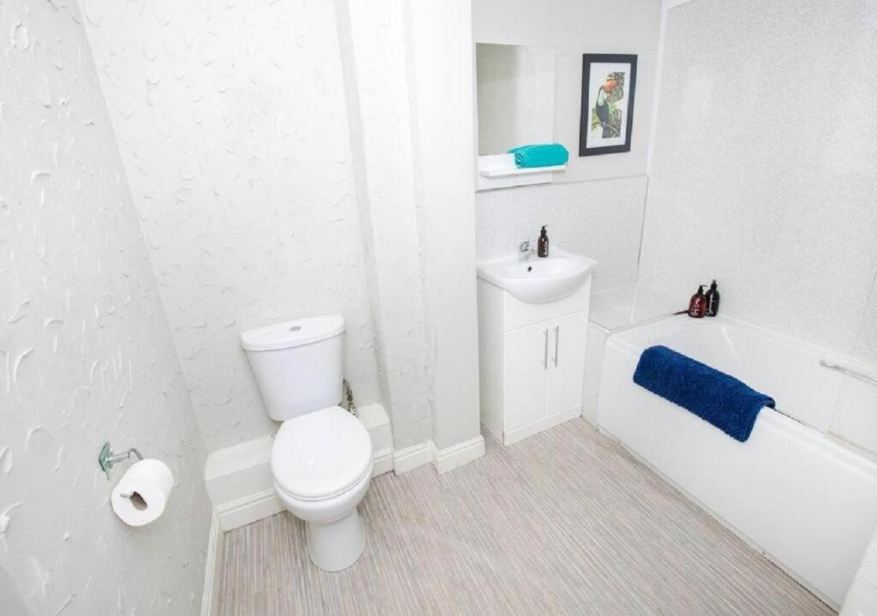 Cormorant - Beautiful 2 Bed Apartment With Sea Views Old Town Scarborough Exterior foto